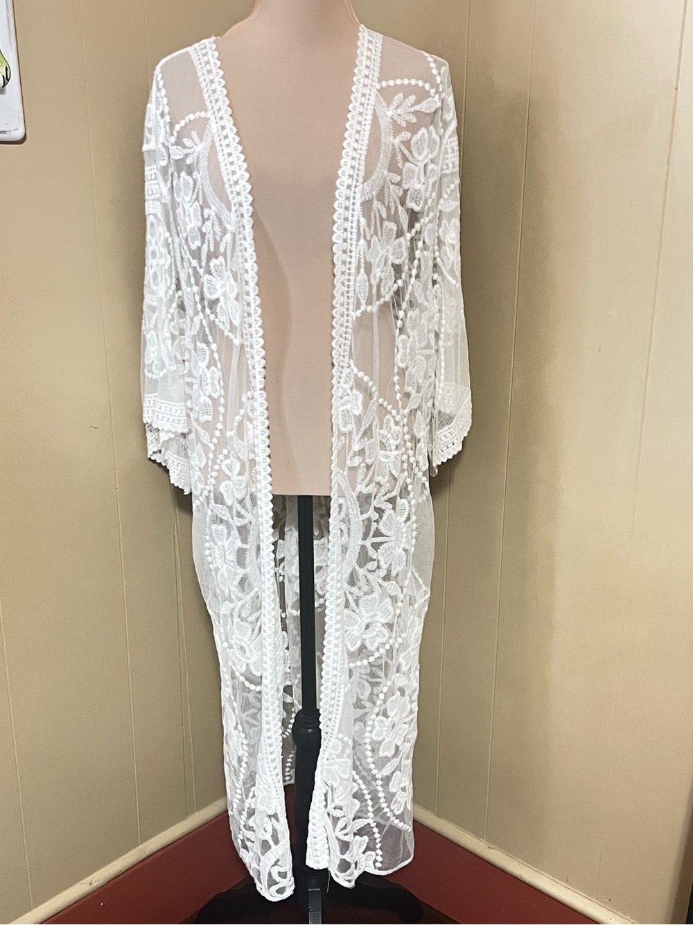 White Boho Lace Kimono Duster Floral Embroidered Festival Coverup One Size NWOT - Picture 9 of 9